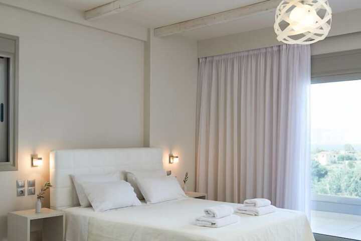 Room 4 of 69