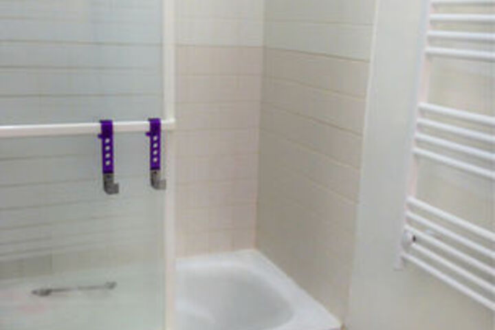 Room 32 of 234