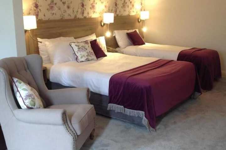 Room 2 of 39