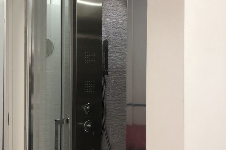 Room 17 of 21