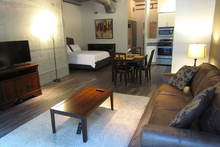 Room 4 of 23