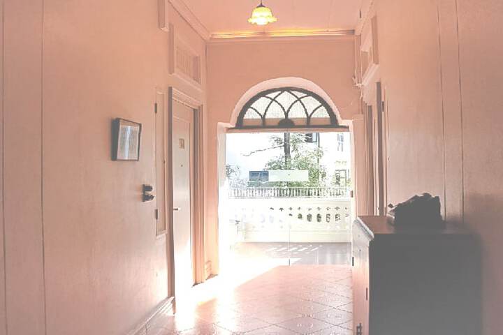 Ballroom/Hall 70 of 93