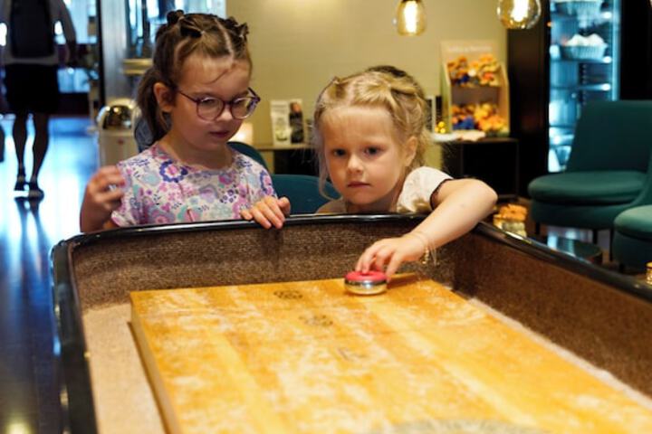 Childrens Activities 53 of 100