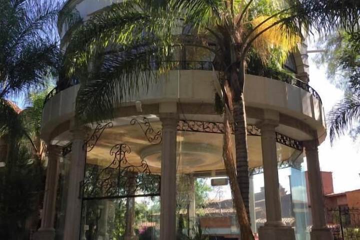 Exterior of Hotel Villa Florencia