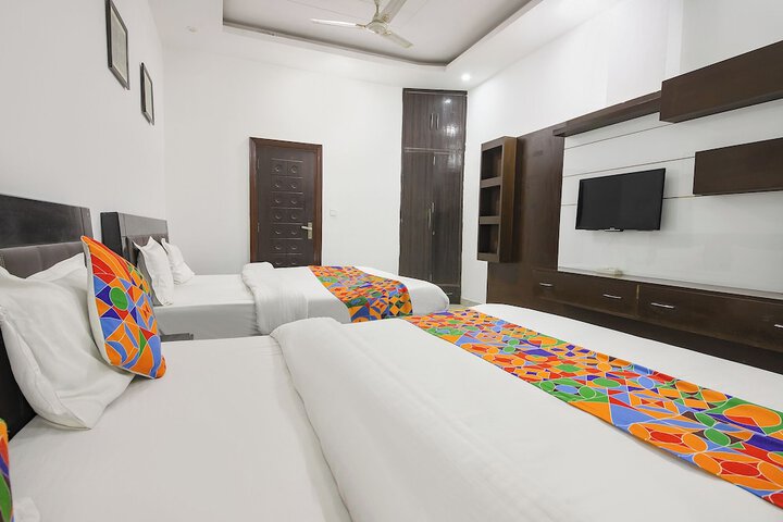 Room 18 of 31