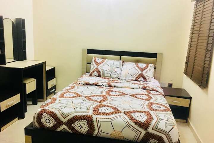 Room 3 of 25