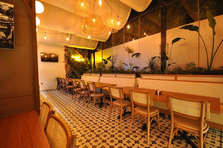 Dining 117 of 131