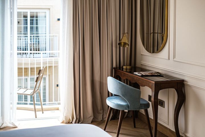 Room 20 of 48