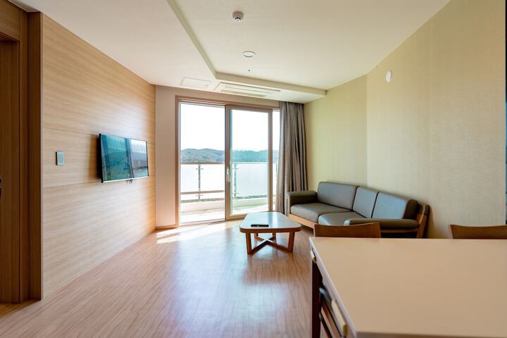 Room 41 of 127