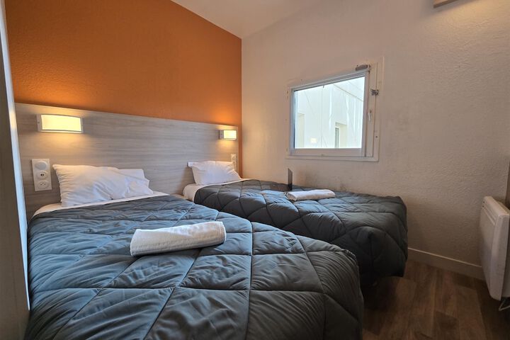 Room 18 of 43