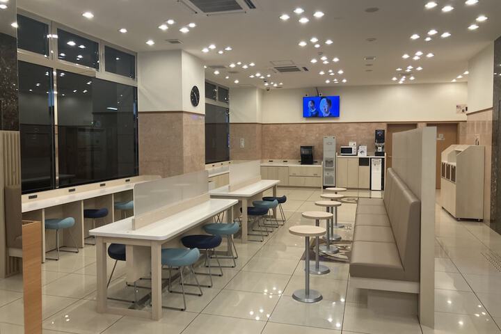 Entrance & Lobby