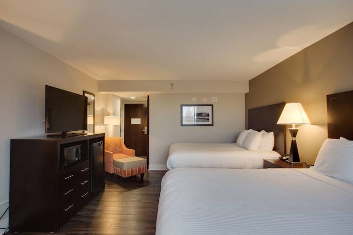 Room 17 of 37