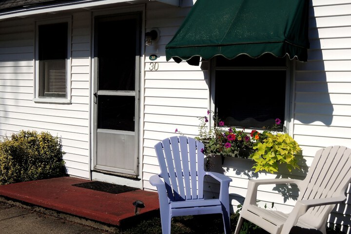 Room 15 of 61
