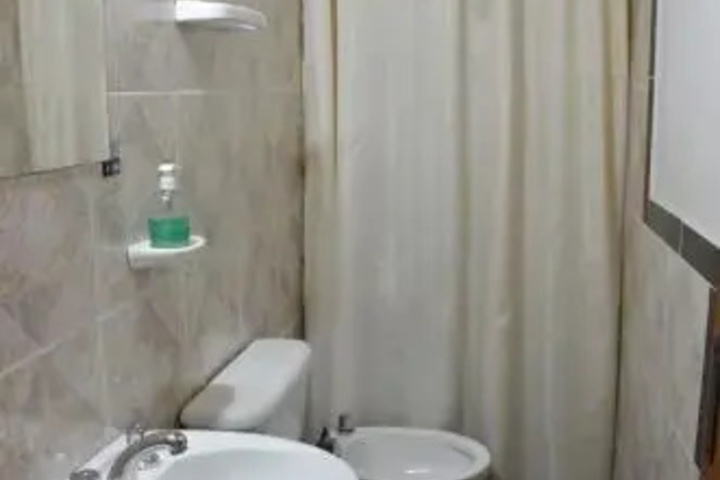 Room 4 of 7