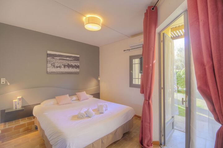Room 10 of 61