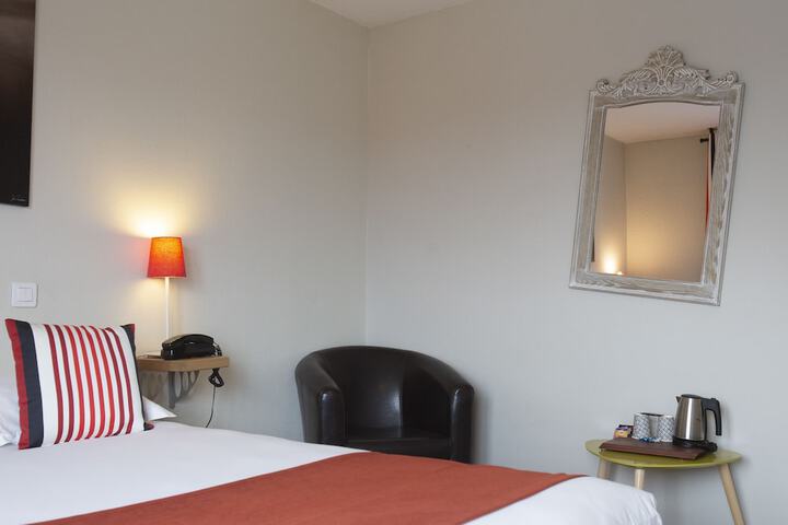 Room 14 of 35