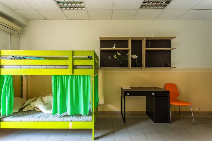 Room 21 of 29