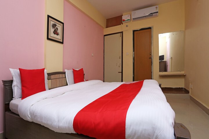 Room 11 of 15