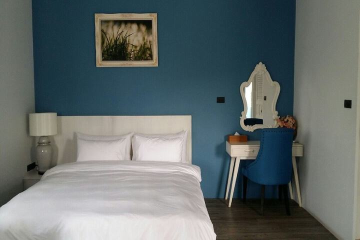 Room 20 of 34