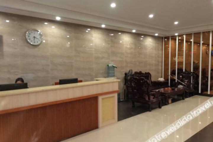 Hotel Interior 5 of 12