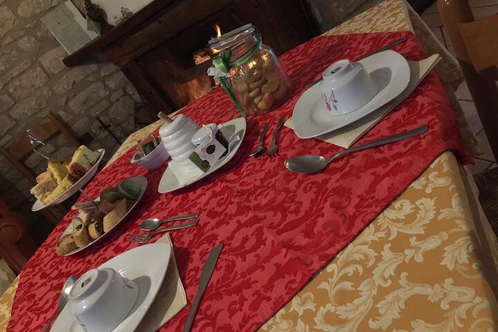 Dining 33 of 58