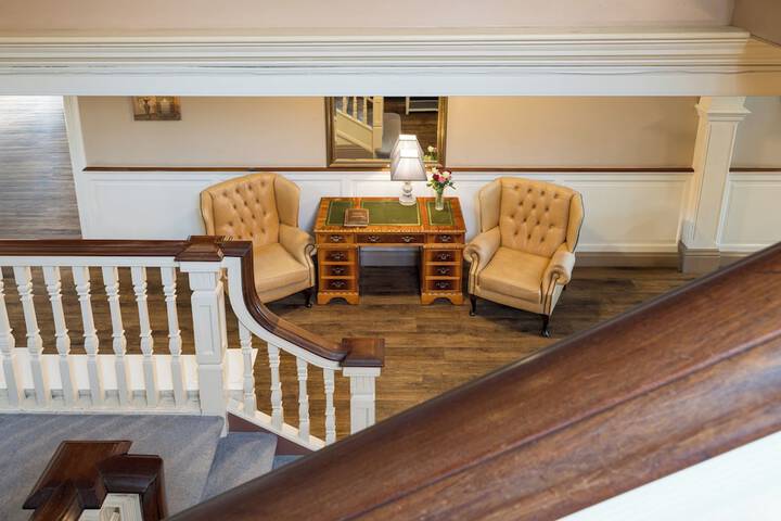 Lobby Entry