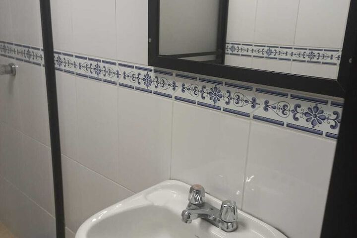 Room 18 of 23