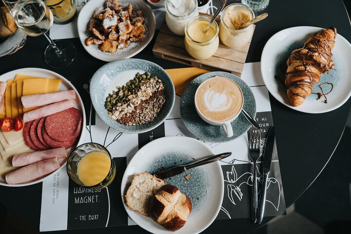Breakfast/Coffee Service 45 of 59