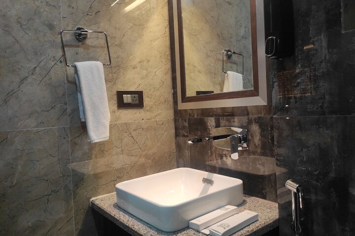 Room 70 of 110