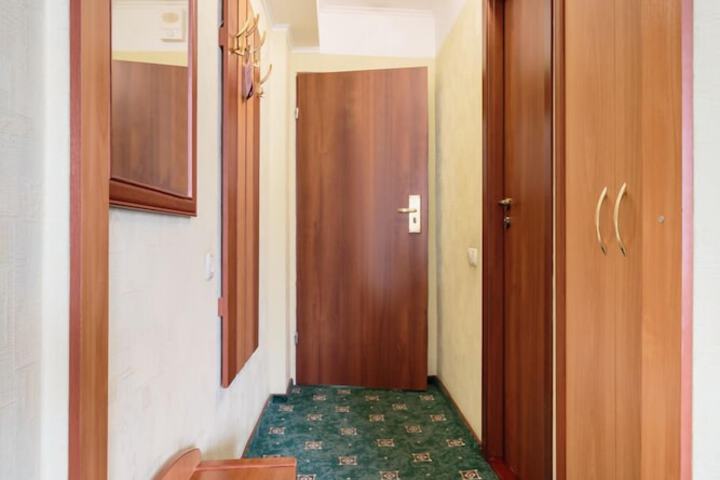 Room 52 of 77