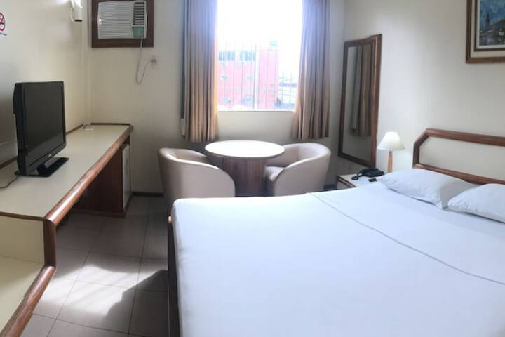 Room 7 of 32