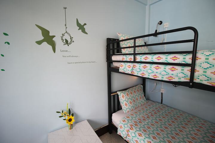 Room 20 of 210
