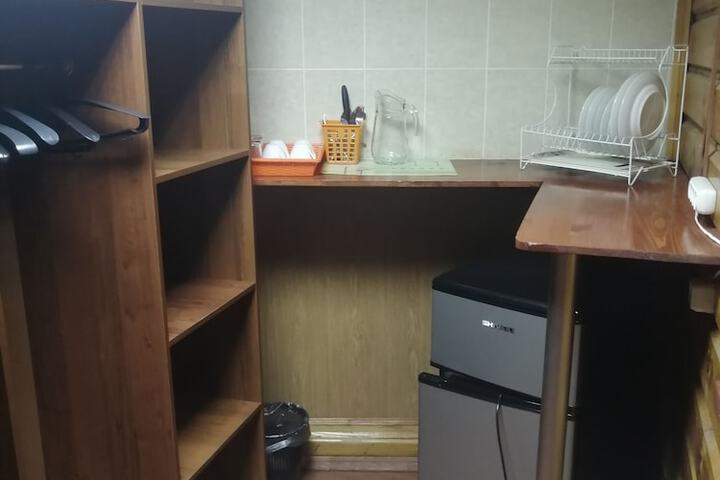 Room 17 of 46