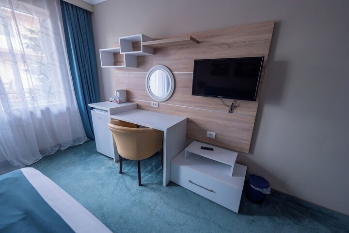 Room 16 of 54