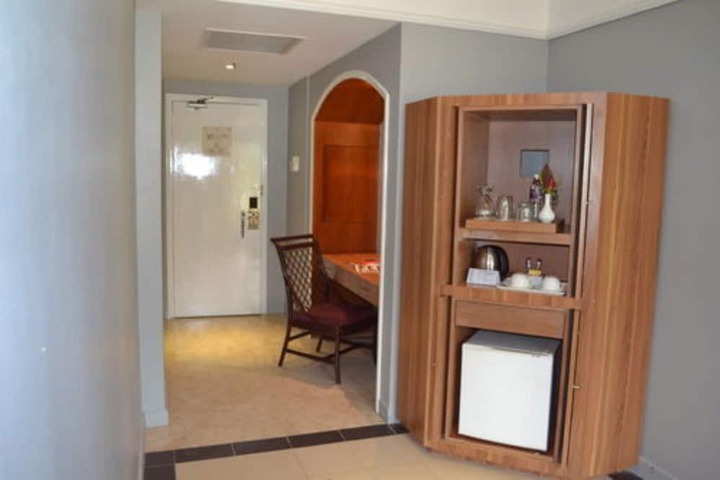 Room amenity
