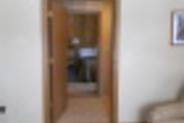Room 135 of 348