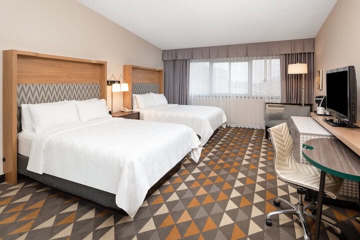 Room 4 of 47