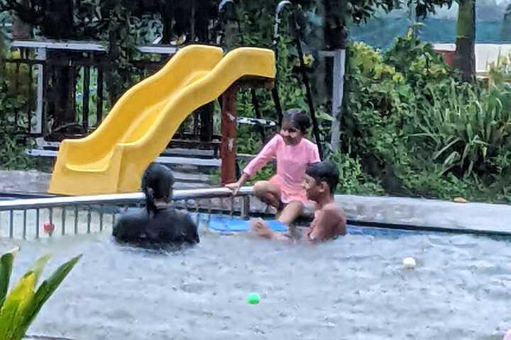 Pool 48 of 158