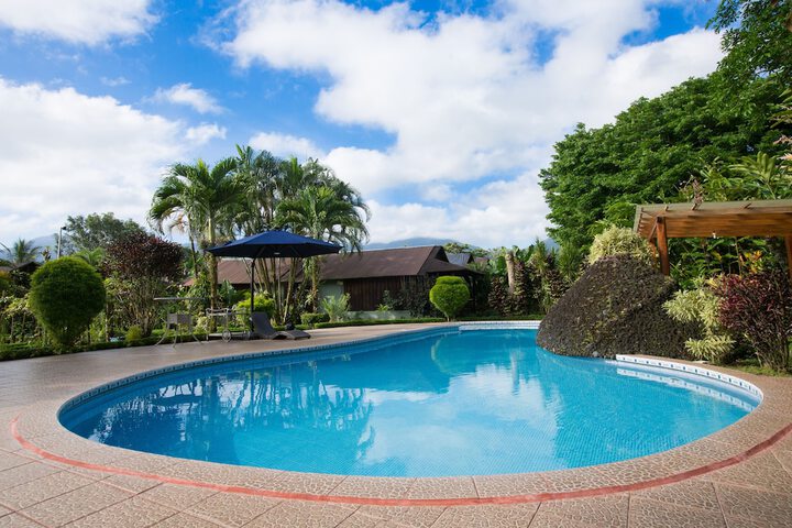 Hotel Pool