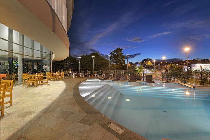 Pool Hotel