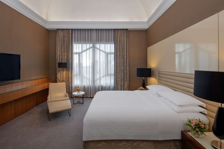 Room 25 of 152