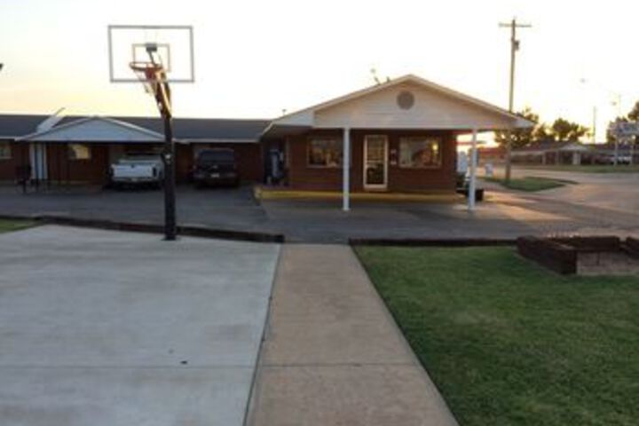Holiday Motel