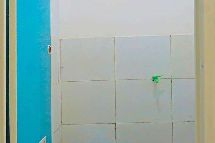 Room 25 of 27