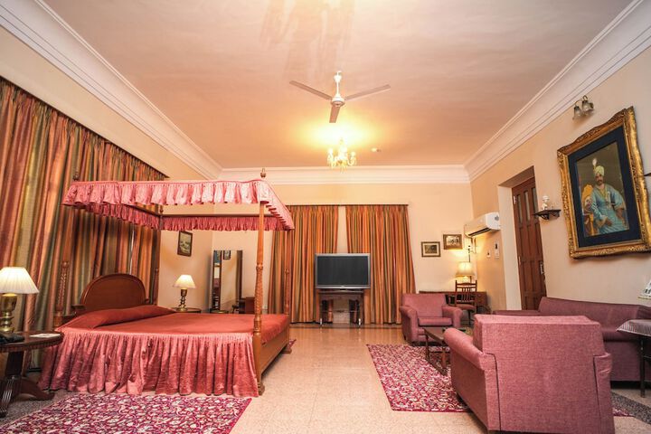 Room 47 of 135