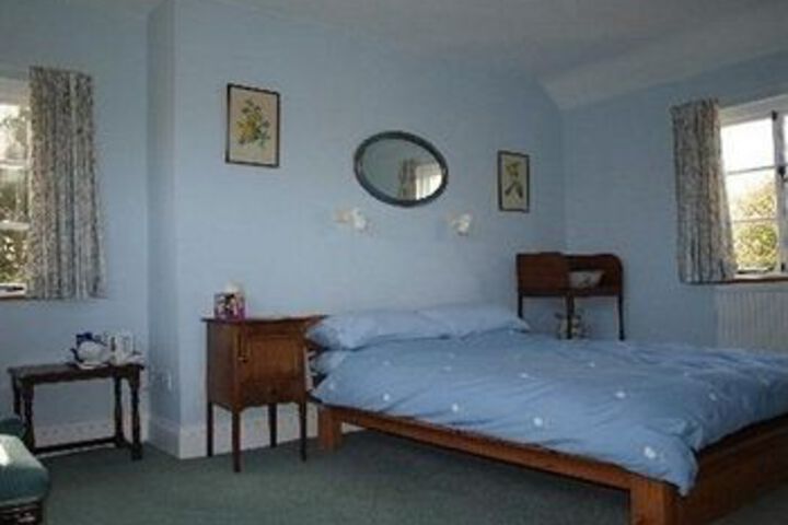 Room 5 of 13
