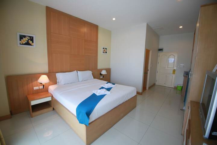 Room 11 of 62