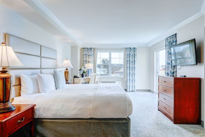Room 12 of 81