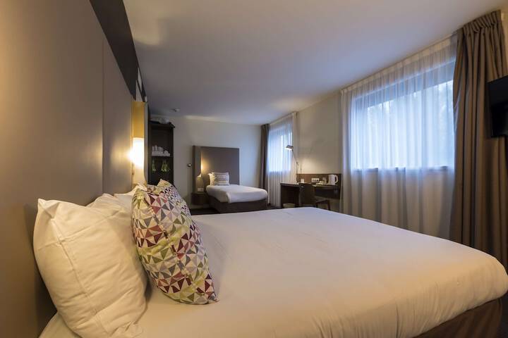 Room 29 of 110