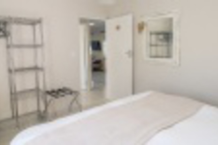 Room 425 of 648