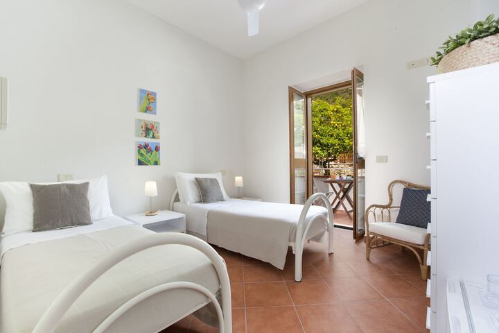 Room 20 of 96